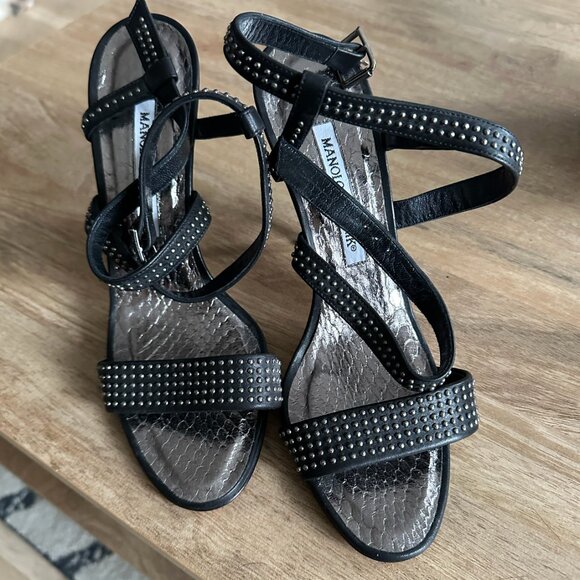 Manolo Blahniks Size 7.5 - Picture 1 of 3